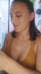 Mileepecas webcam model stream image