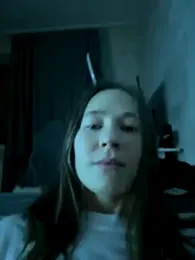 Courtney_Luv webcam model stream image