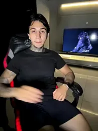 RealGdiass webcam model stream image