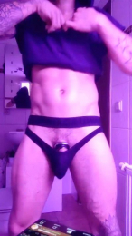sniffwearBoi webcam model stream image
