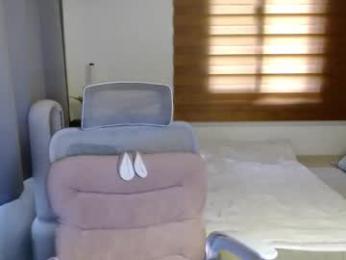 xxjulielovesyouxx webcam model stream image