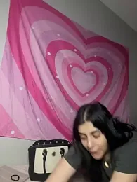 ThickerThanYoBitch webcam model stream image