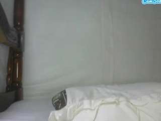 queenloovee webcam model stream image