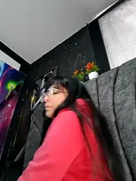 Arielle_lov webcam stripchat model stream image
