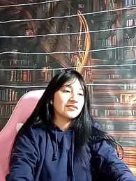 Arielle_lov webcam stripchat model stream image