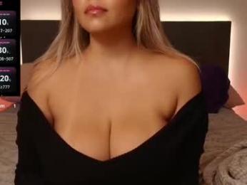 celiahenn webcam model stream image