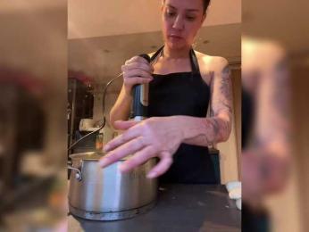 LissaTatt webcam model stream image