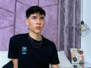 Aaron Dayker webcam model stream image