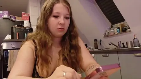 LittleChaosQueen webcam model stream image