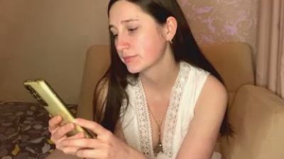 HoneyGreta webcam cam4 model stream image