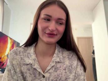 LauraMondella webcam model stream image