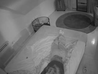 voyeurcam-julmodels-whitebed-4 webcam model stream image