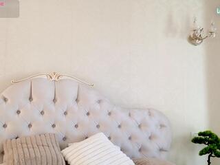 Evie Anderson webcam model stream image