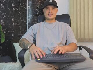 Allanx Ferrer webcam model stream image