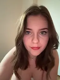 MaribelRiver webcam model stream image