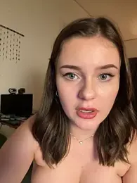 MaribelRiver webcam model stream image