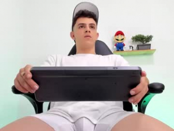 mikecooper_ webcam model stream image