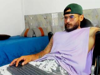 Hanz Col webcam model stream image