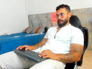 Hanz Col webcam model stream image