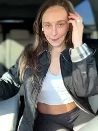 lunagirl13 webcam model stream image