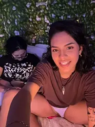 Alice_surprise webcam model stream image