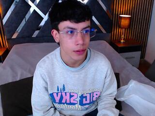 Aaron Blink webcam model stream image