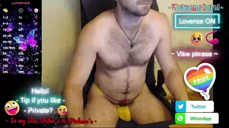 RealManHaveHairy webcam model stream image