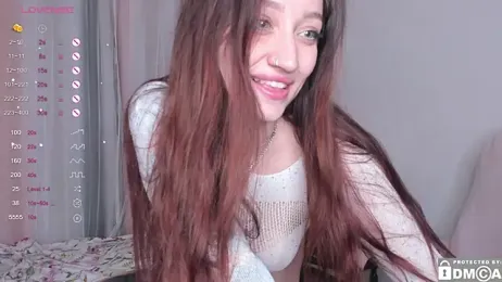 AriellaAllure webcam model stream image