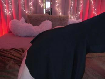 NightAylin webcam bongacams model stream image