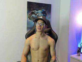 Tony Petrov webcam model stream image