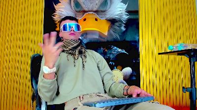 multicolor_2024 webcam model stream image