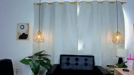 NahomiWhitte webcam model stream image