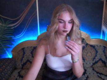 AlinaLemon webcam model stream image