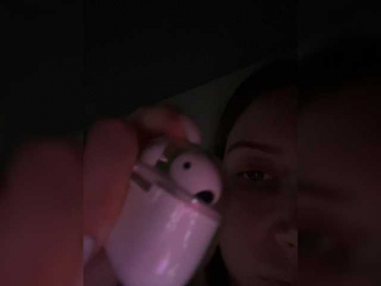 Luxukisska webcam model stream image