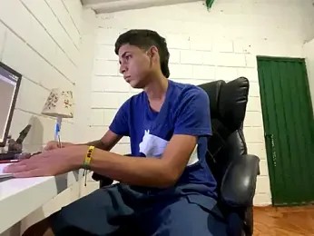 Max_TheHorseDick webcam model stream image