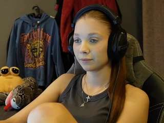 patrinapicaro webcam model stream image