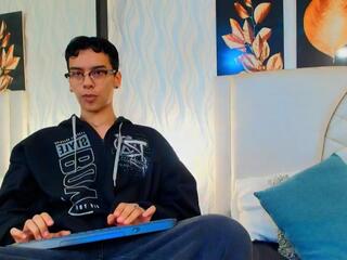 Aidden Royce webcam flirt4free model stream image