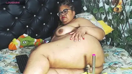 mature_beautiful webcam model stream image