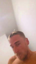 Irishbull336699 webcam model stream image