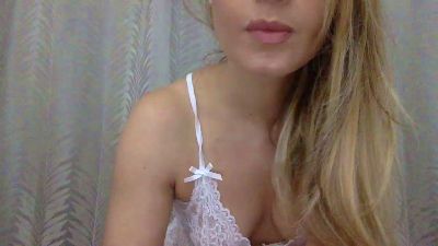 LOOKMEFRAGOLA webcam model stream image