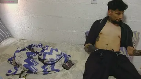 Garou_u webcam model stream image