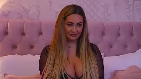 YaaraCollins webcam stripchat model stream image