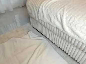 saradiamond01 webcam model stream image