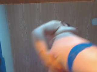 milfvaleria webcam model stream image