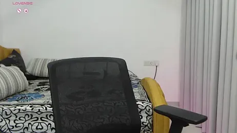 _neesha_414_ webcam model stream image