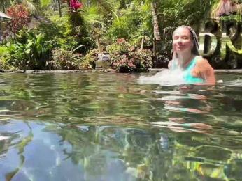 Ne_Sonia webcam model stream image