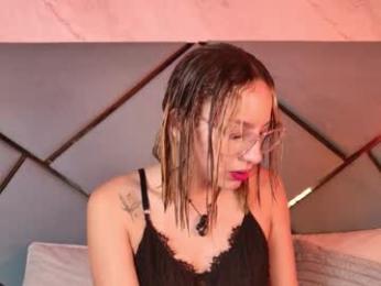 ambar_rosse25 webcam model stream image