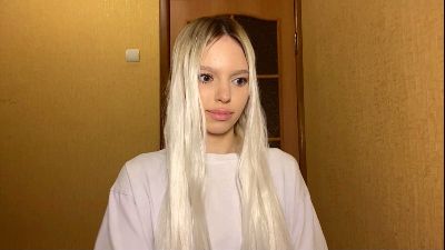 IngridKoehn webcam model stream image