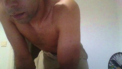 yjcardona webcam model stream image