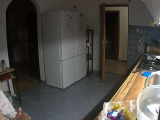 voyeurcam-julmodels-kitchen webcam model stream image
